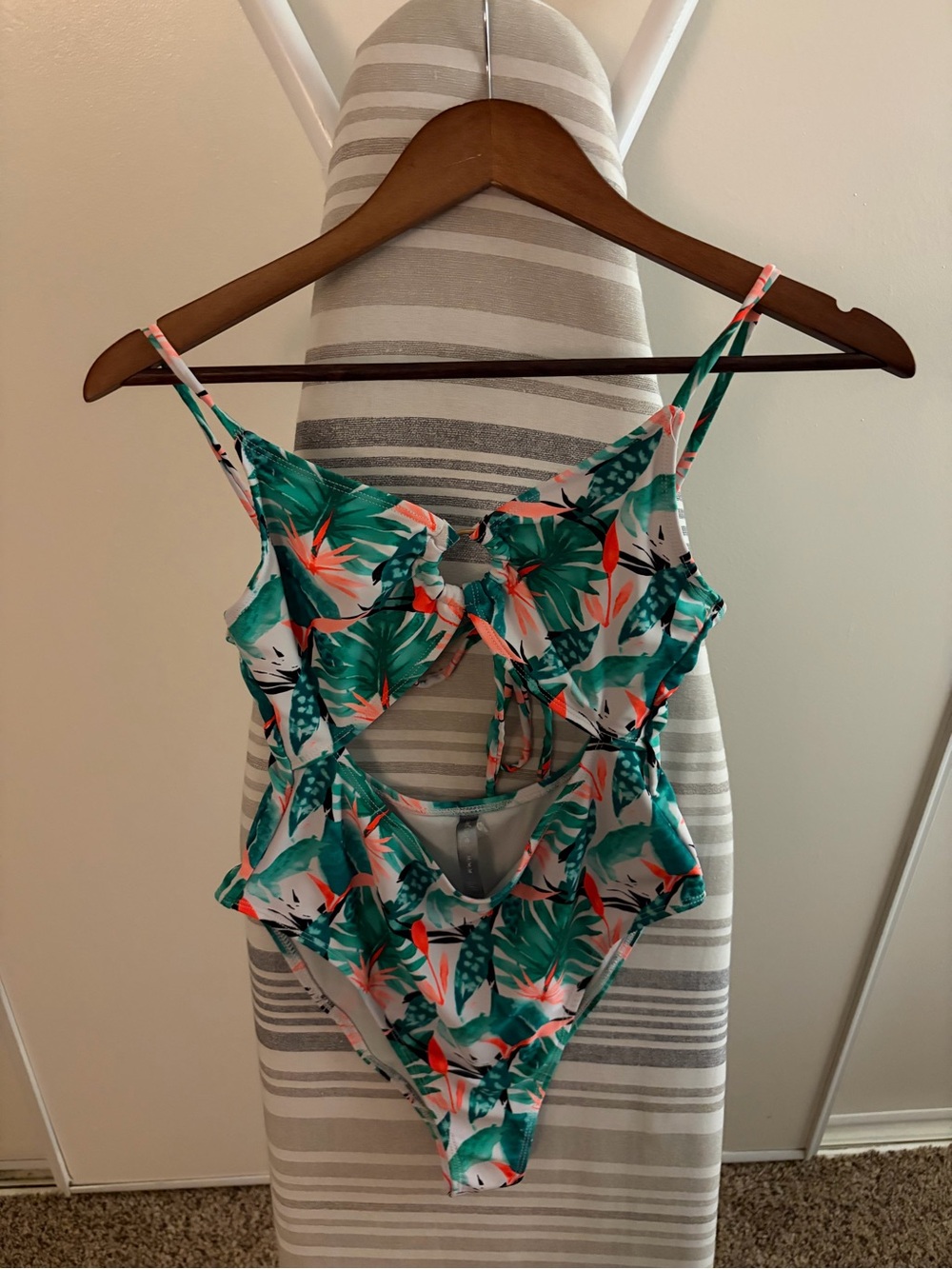 Tropical Leaf One-Piece Swimsuit - Green